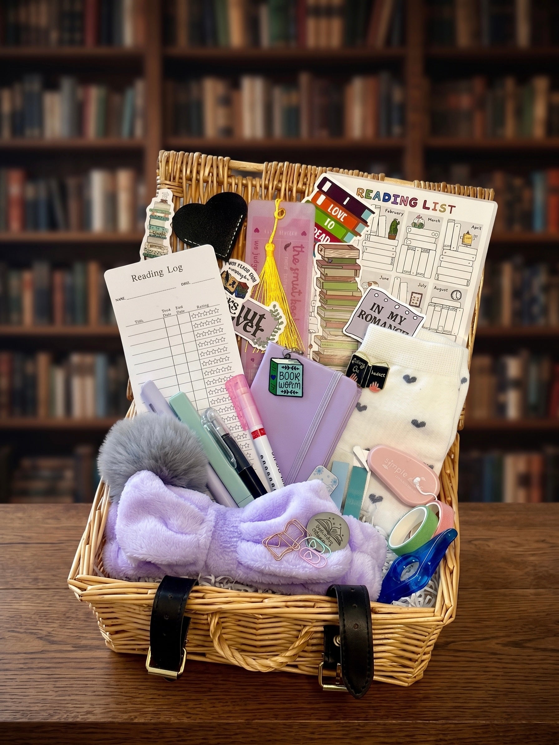Book Lover’s Gift Box – Ultimate Bookworm Stationery & Cosy Reading Hamper UK
