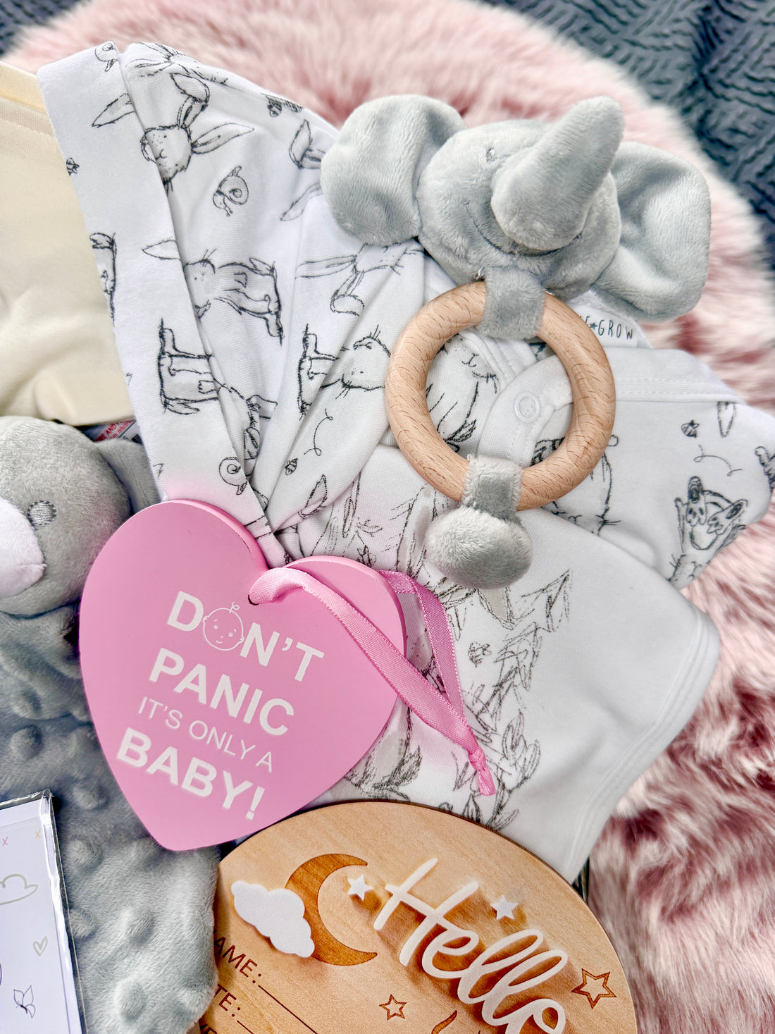 New Baby Gift Hamper – Luxury Baby Shower & Newborn Box UK