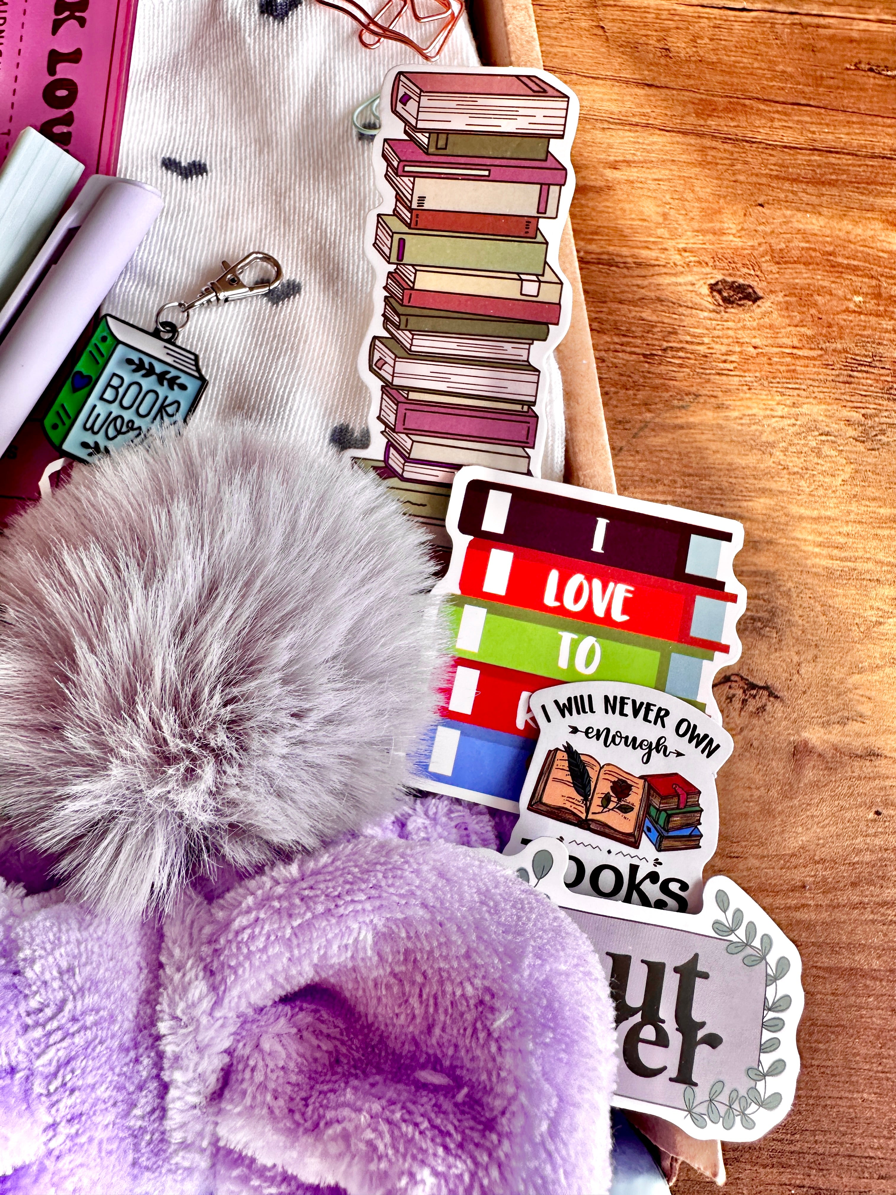 Book Lover’s Gift Box