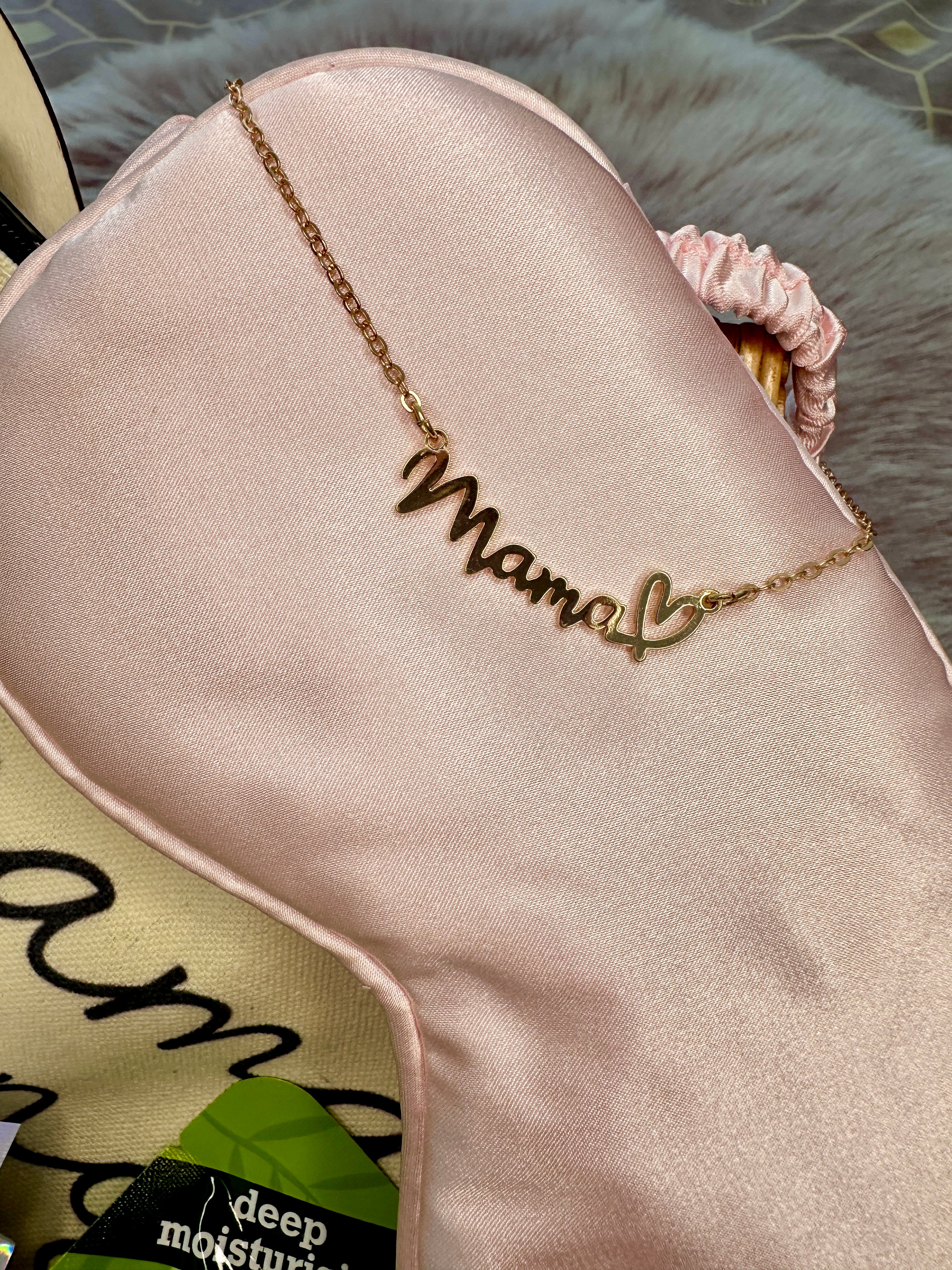 Mum to Be Pregnancy Gift Set Hamper